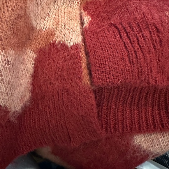 LOGO Lavish Lori Goldstein Red Camo Sweater V-Neck Sequin High Low 4X - Picture 9 of 15